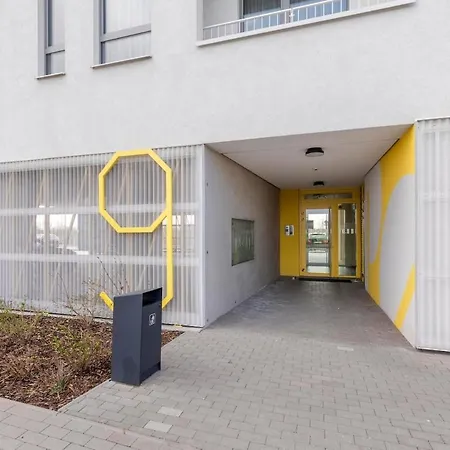Slnecnice 2-bedroom On Floor 6 With Balcony And Parking By Skyviews *