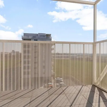 Slnecnice 2-bedroom On Floor 6 With Balcony And Parking By Skyviews *